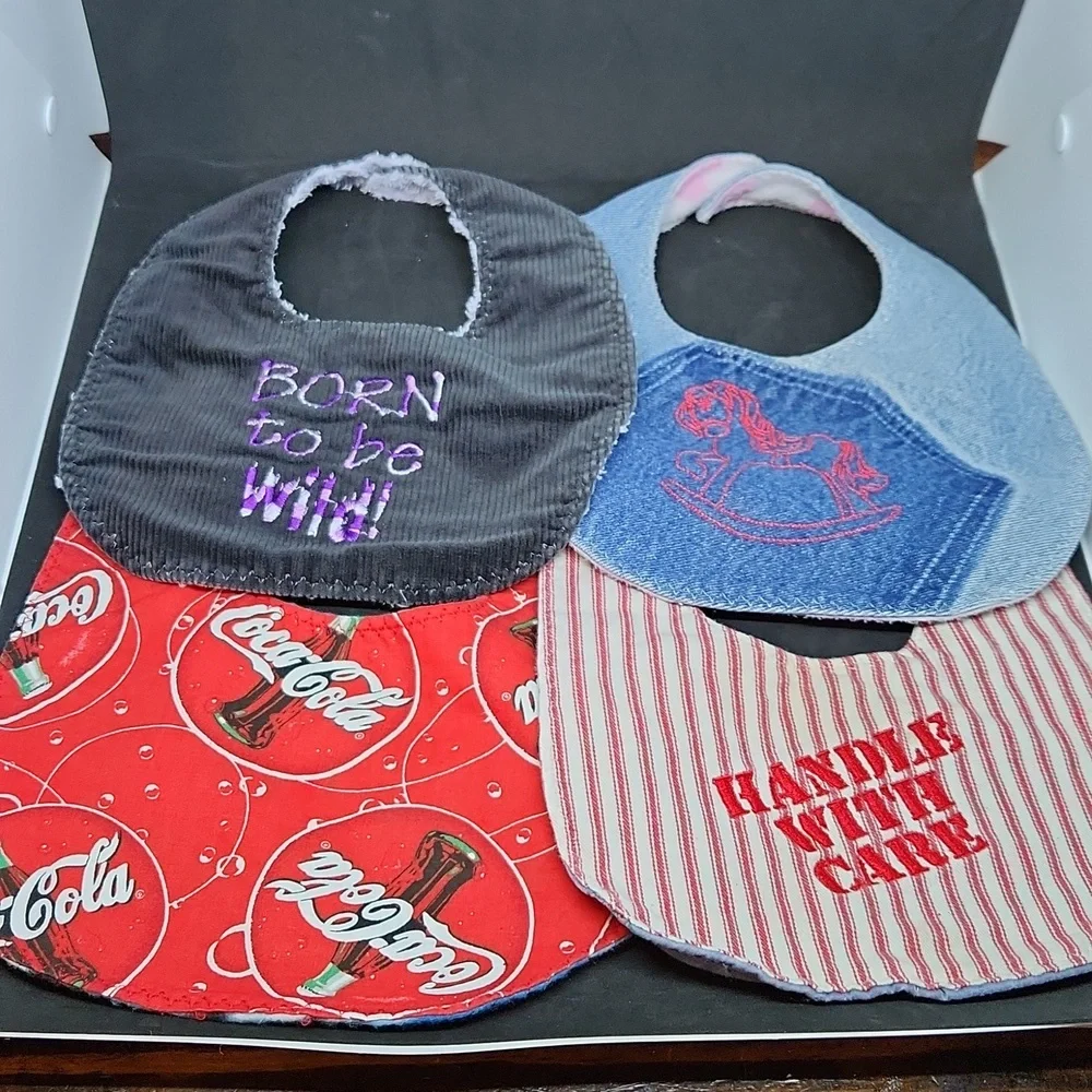Bib bundle